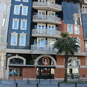  דירה In Front Of Sheraton