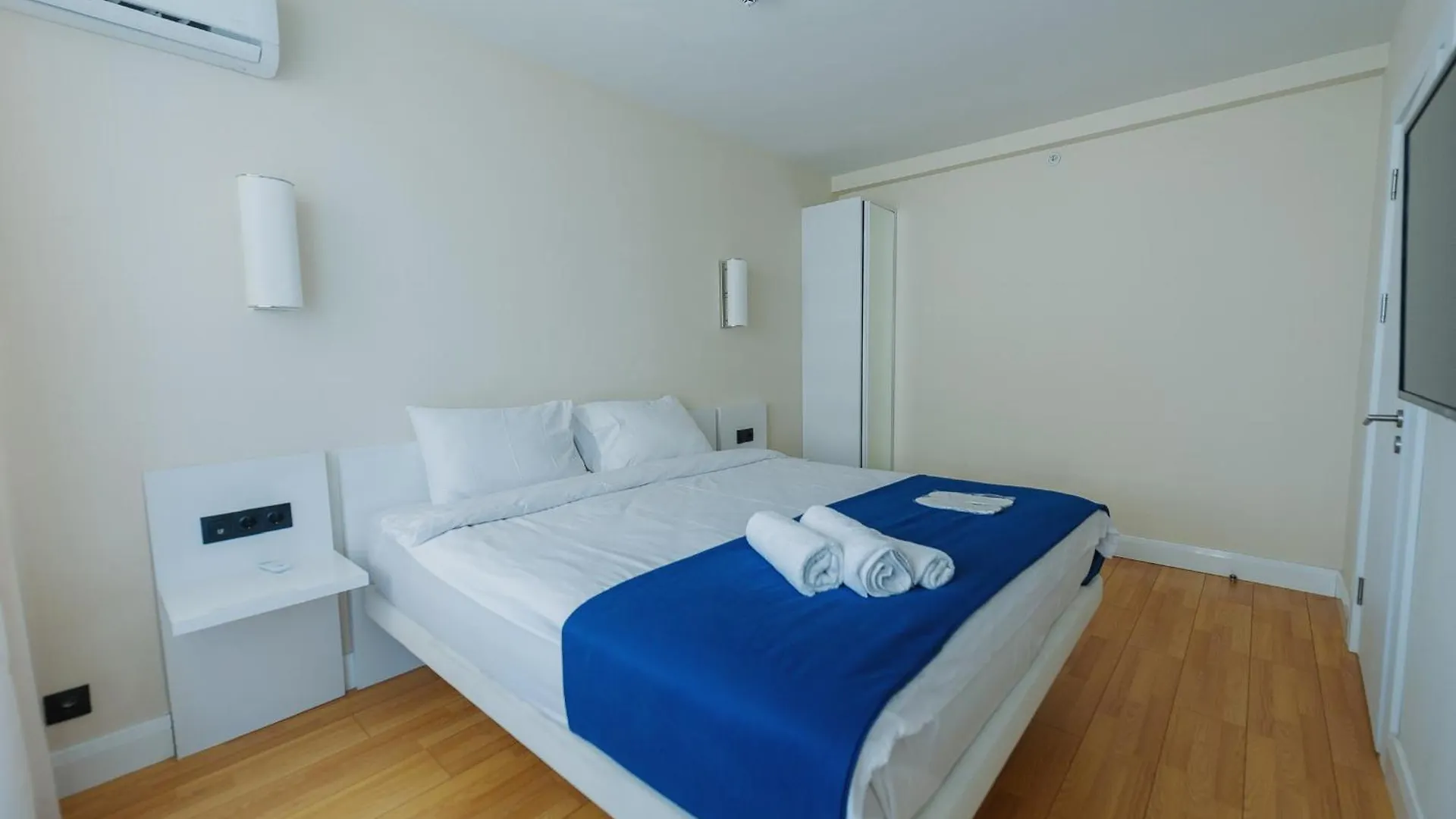 דירות באטומי Orbi City Balcony With Sea View